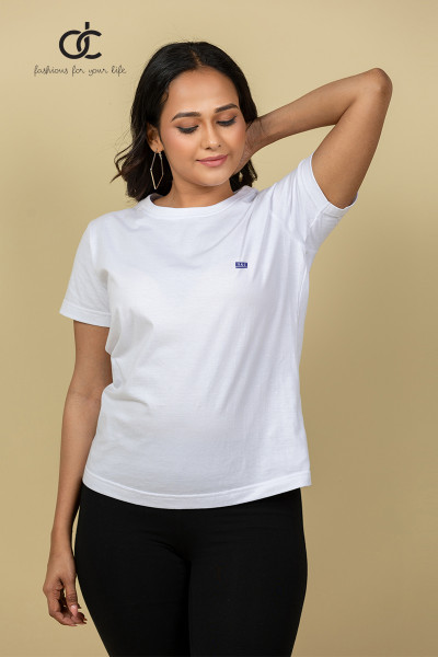 WHITE ACTIVEWEAR T-SHIRTS WHITE ACTIVEWEAR T-SHIRTS