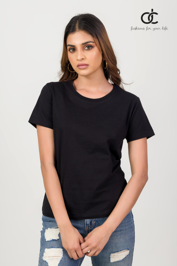 PLAIN BLACK TEE