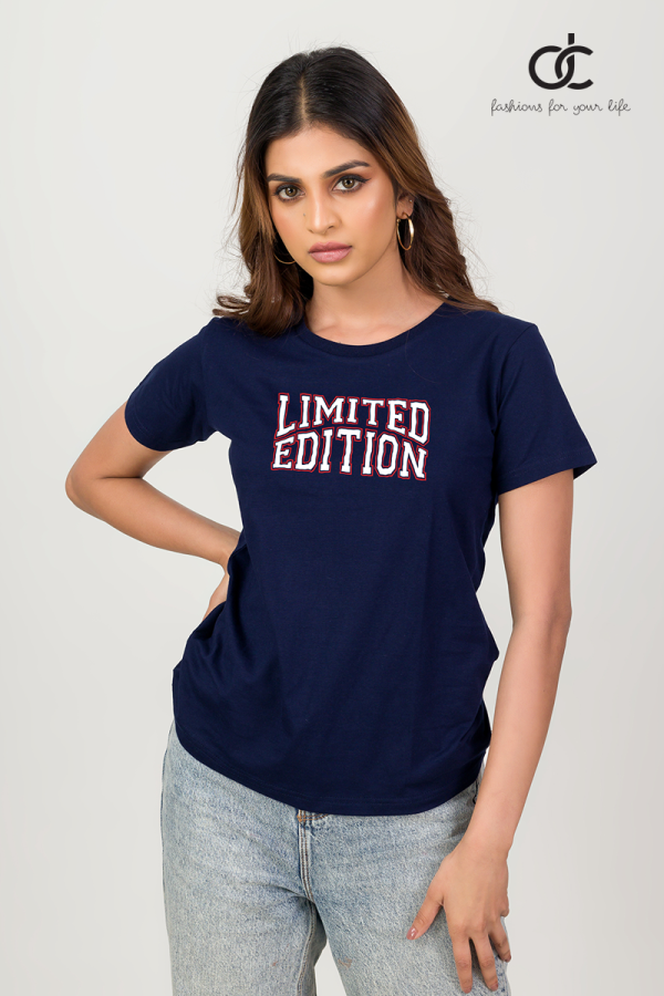 LADIES D.BLUE COLOUR GRAPHIC TEE - DCWP 001