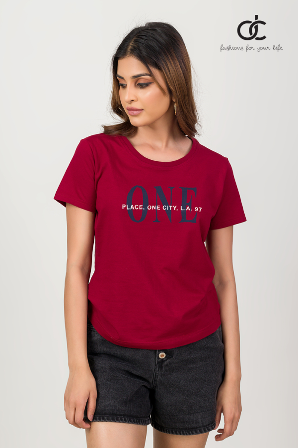 LADIES MAROON COLOUR GRAPHIC TEE - DCWP 002